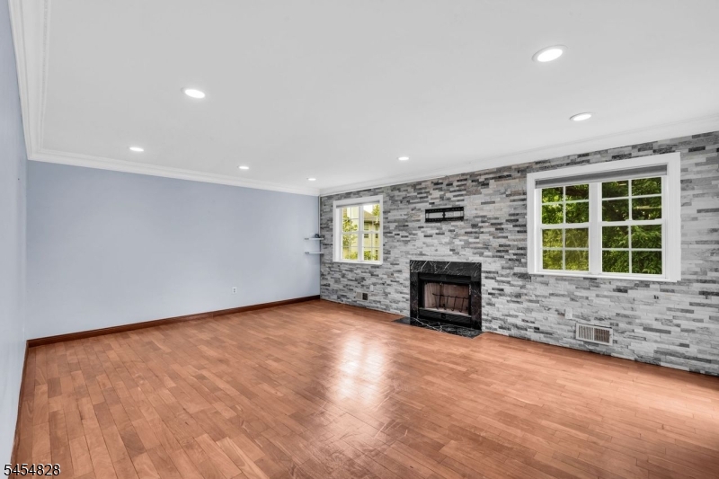 76 Whitehead Road Property Photo 11