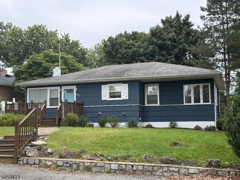 546 Vail Rd Property Photo 1