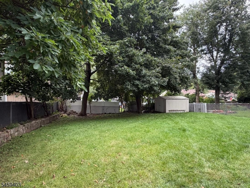 546 Vail Rd Property Photo 3