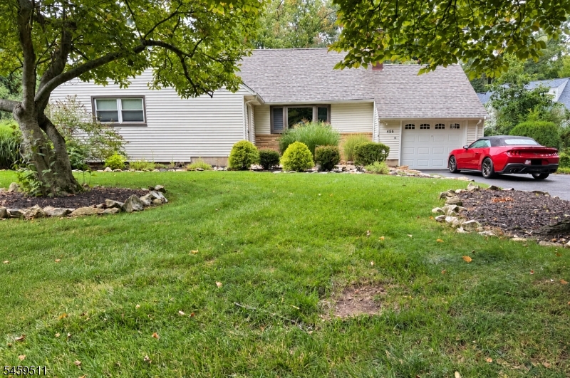 456 Bayberry Ln Property Photo 1