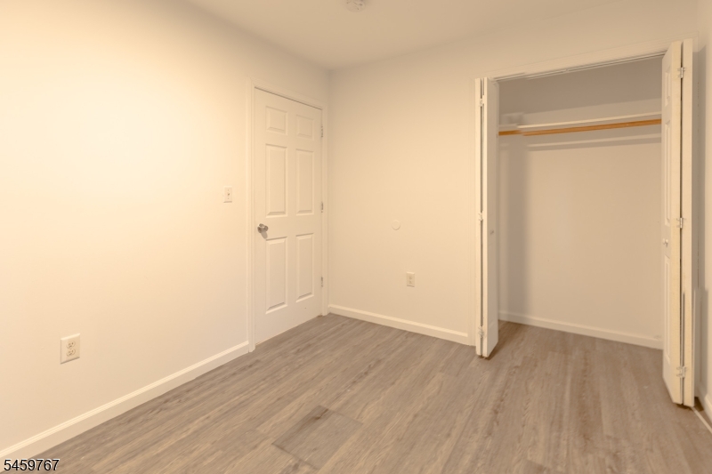 242 Graham Ave Property Photo 14