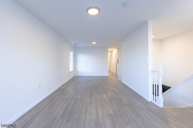 242 Graham Ave Property Photo 23