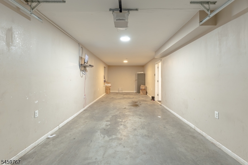 242 Graham Ave Property Photo 29