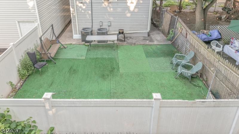 242 Graham Ave Property Photo 42