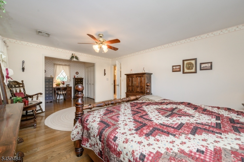 544 Pinewood Ave Property Photo 30