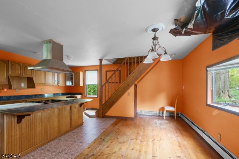 20 Pershing Ave Property Photo 7