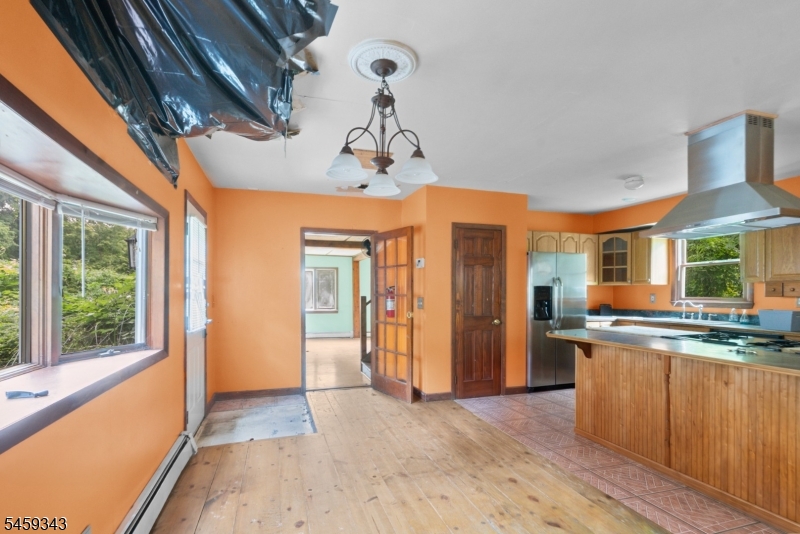20 Pershing Ave Property Photo 8