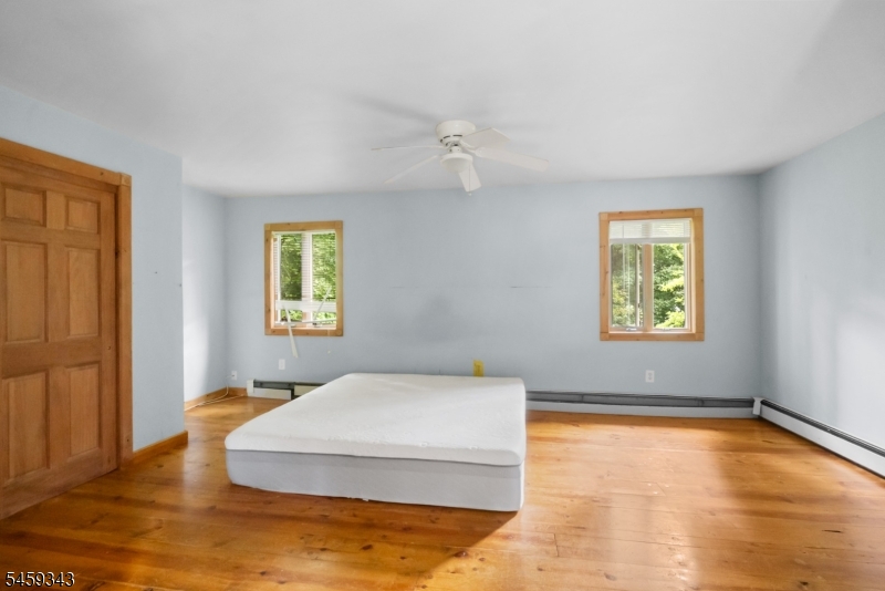 20 Pershing Ave Property Photo 17