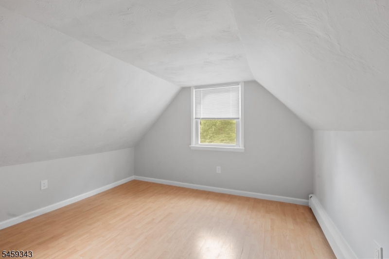 20 Pershing Ave Property Photo 21