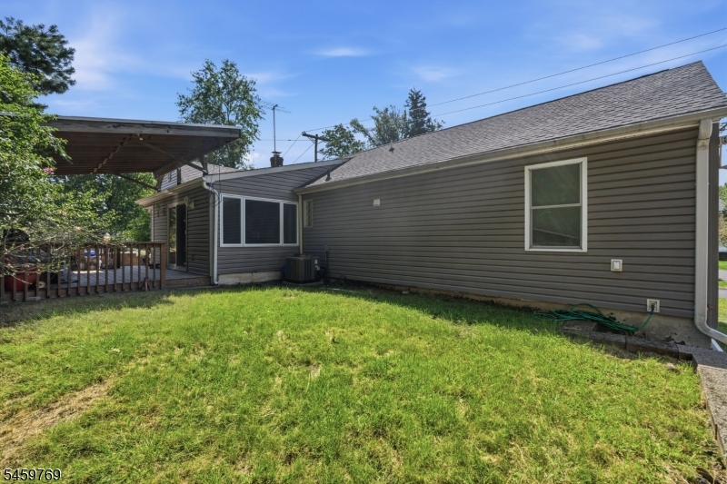 50 Woods Rd Property Photo 15