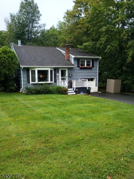 4 Adams Dr Property Photo 2