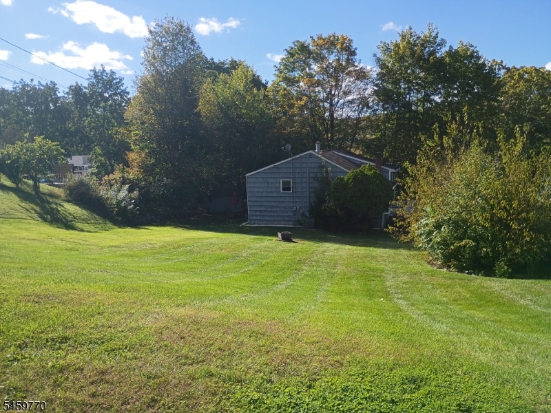 4 Adams Dr Property Photo 3