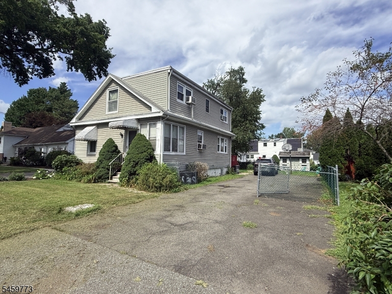 20 Diven St Property Photo 2