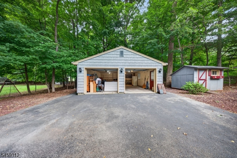 1 Holly Dr Property Photo 40