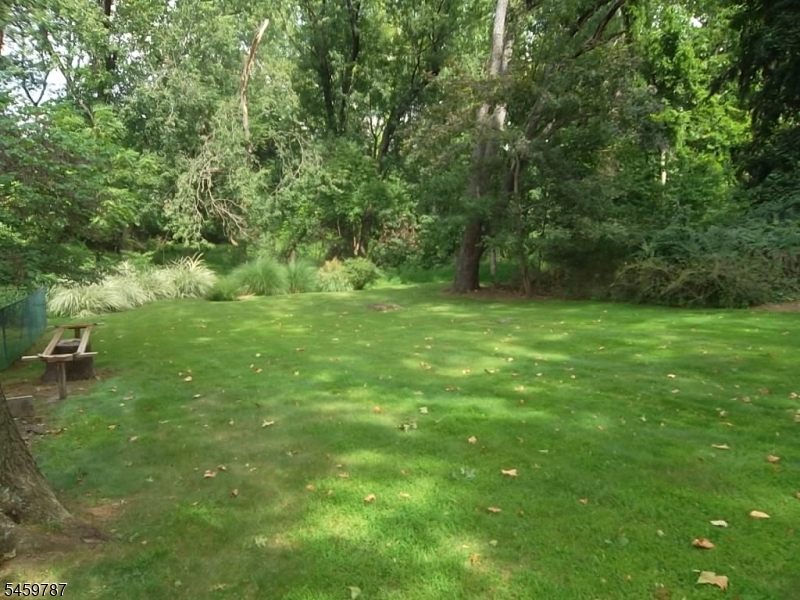 1455 Brookside Dr Property Photo 30