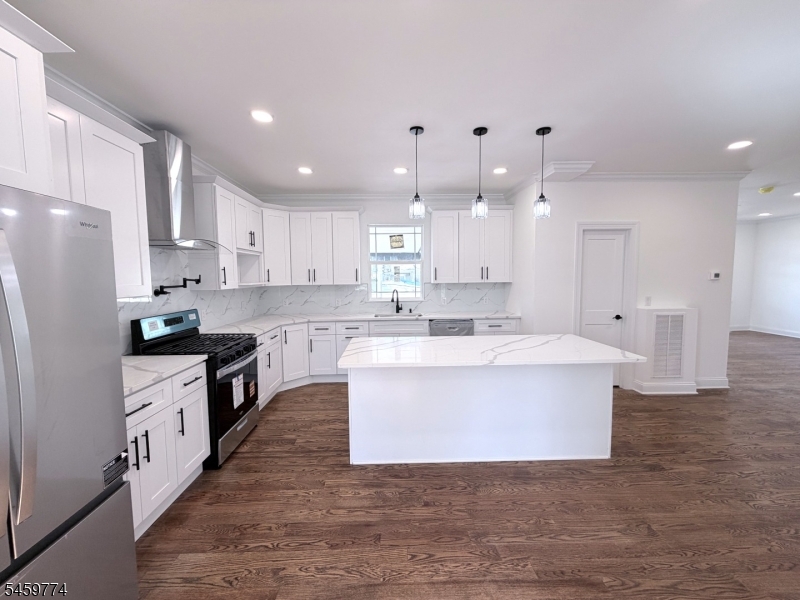 28 Mckinley Ave Property Photo 6