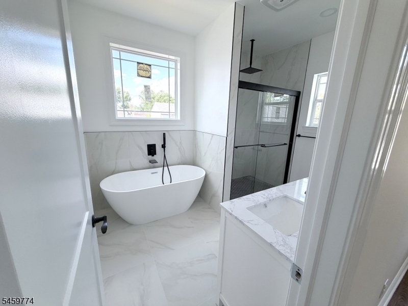 28 Mckinley Ave Property Photo 11