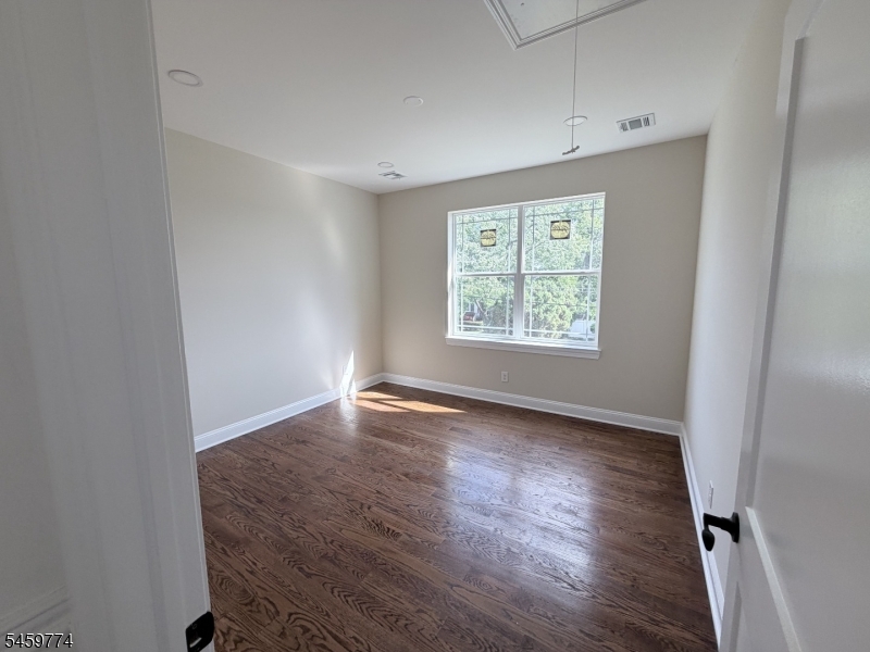 28 Mckinley Ave Property Photo 15