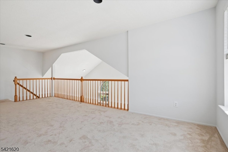 82 Hancock Dr Property Photo 26