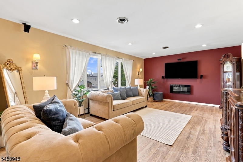17 Dando Ct Property Photo 6