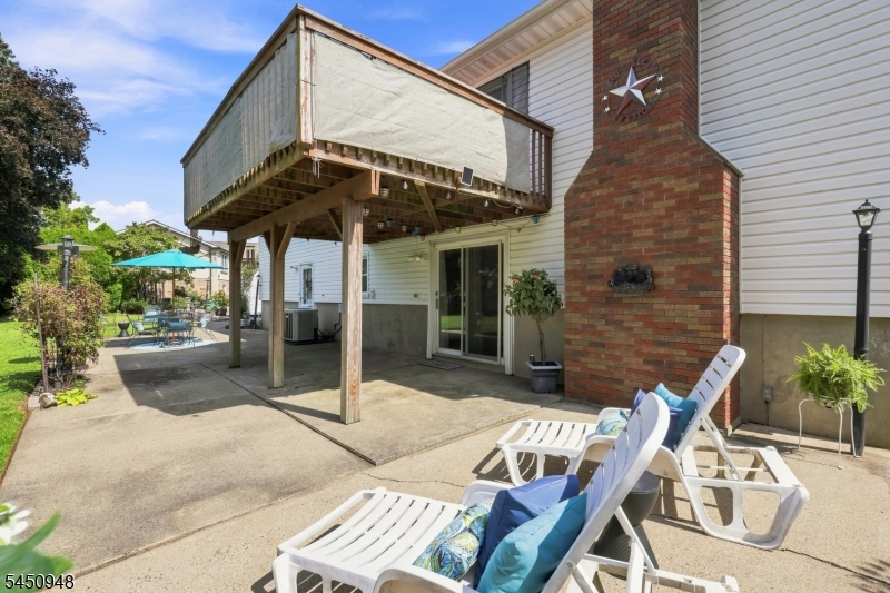 17 Dando Ct Property Photo 31