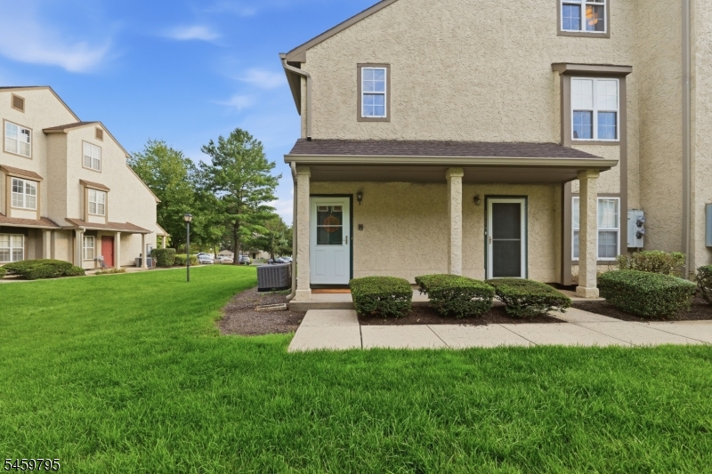 2508 Commons At Kingswood Dr Property Photo 26