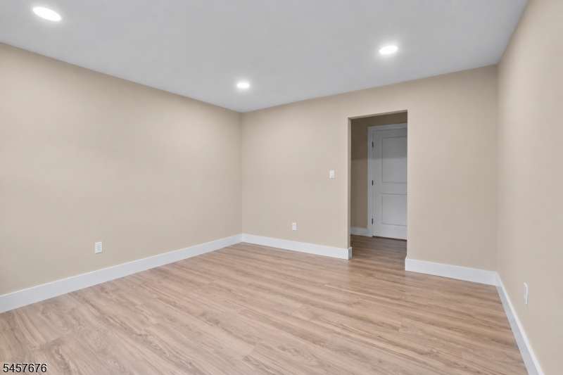 2467 State Route 10 4b Property Photo 12