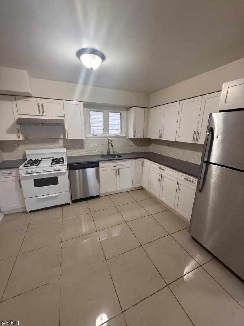 728 Eaton St 1 Property Photo 6