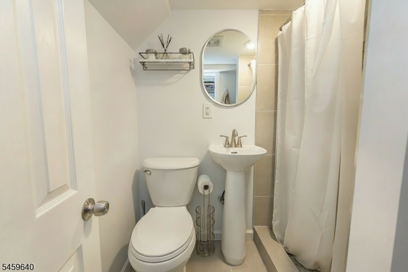 130 Centennial Ave Property Photo 22
