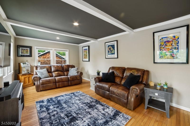 41 Forest Ter Property Photo 13