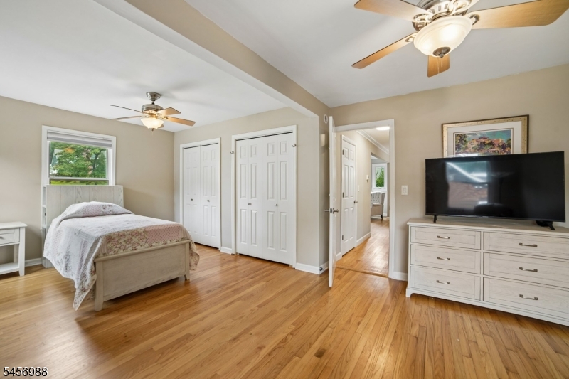 41 Forest Ter Property Photo 17
