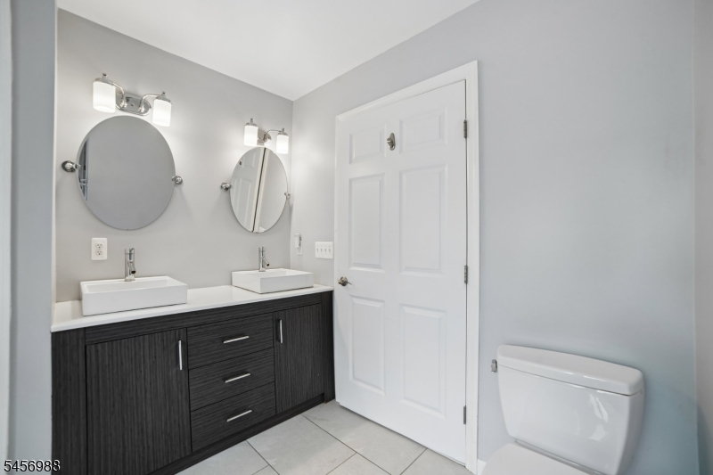 41 Forest Ter Property Photo 24