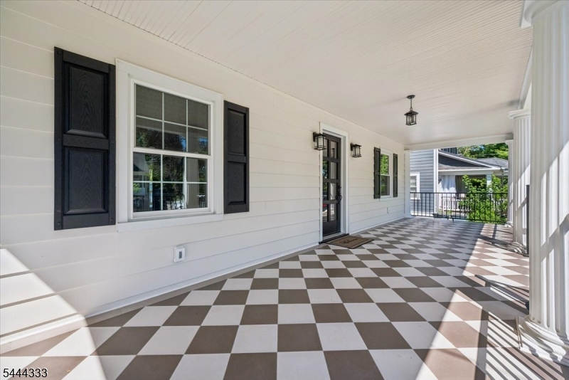 18 Burchfield Ave Property Photo 3