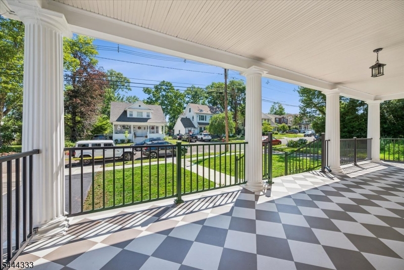 18 Burchfield Ave Property Photo 4