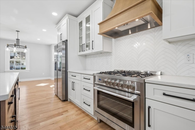 18 Burchfield Ave Property Photo 15