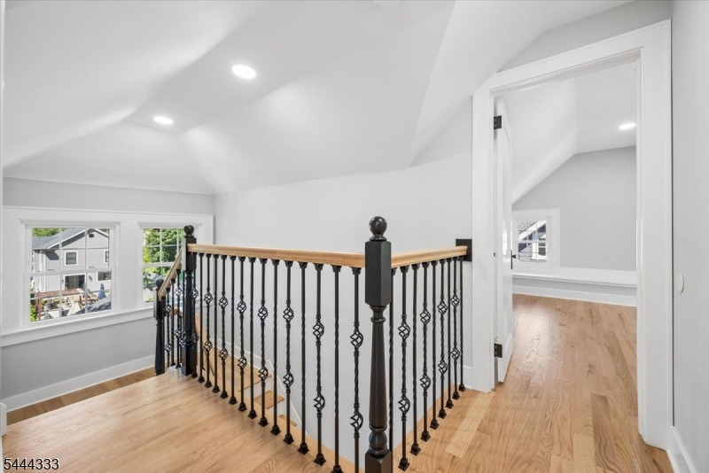 18 Burchfield Ave Property Photo 31