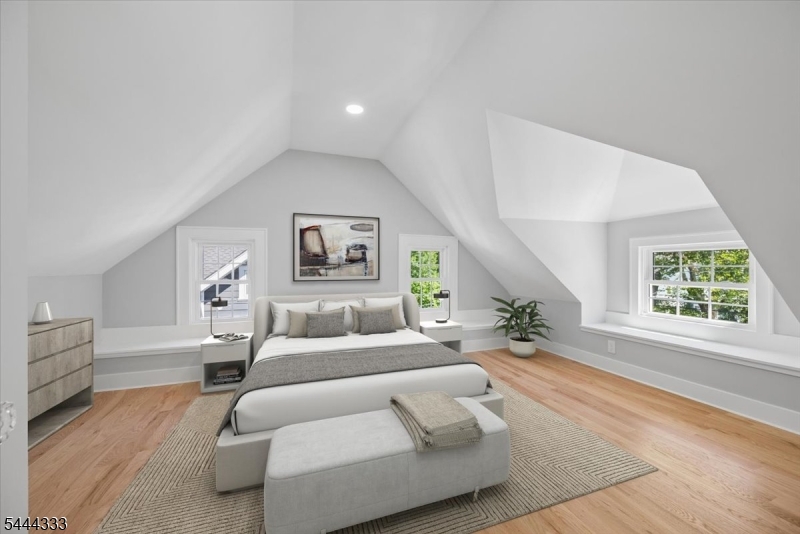 18 Burchfield Ave Property Photo 32