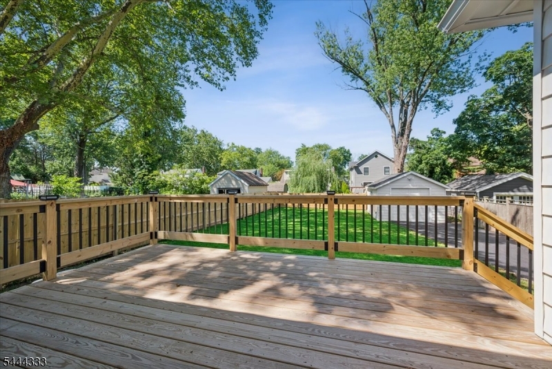 18 Burchfield Ave Property Photo 36