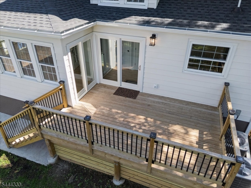 18 Burchfield Ave Property Photo 37