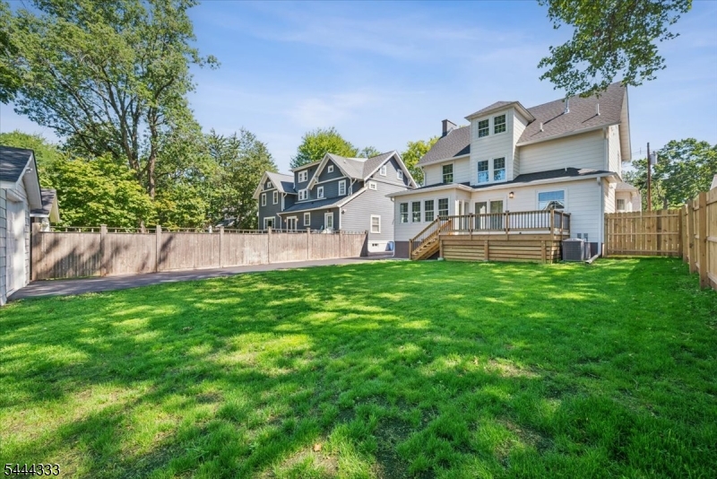 18 Burchfield Ave Property Photo 39