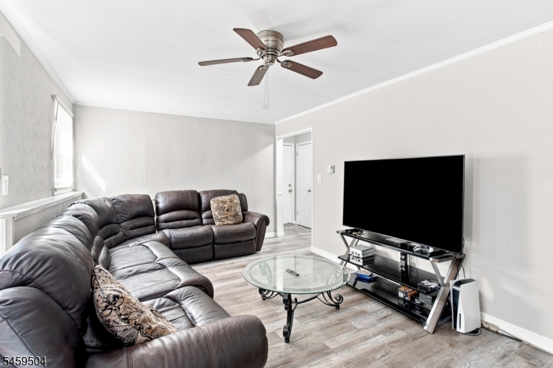 8 Rollins Trl Property Photo 5