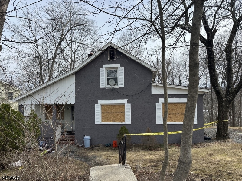 9 Cedarbrook Rd Property Photo 1