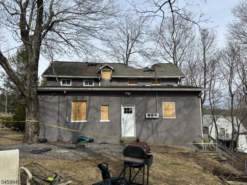 9 Cedarbrook Rd Property Photo 3
