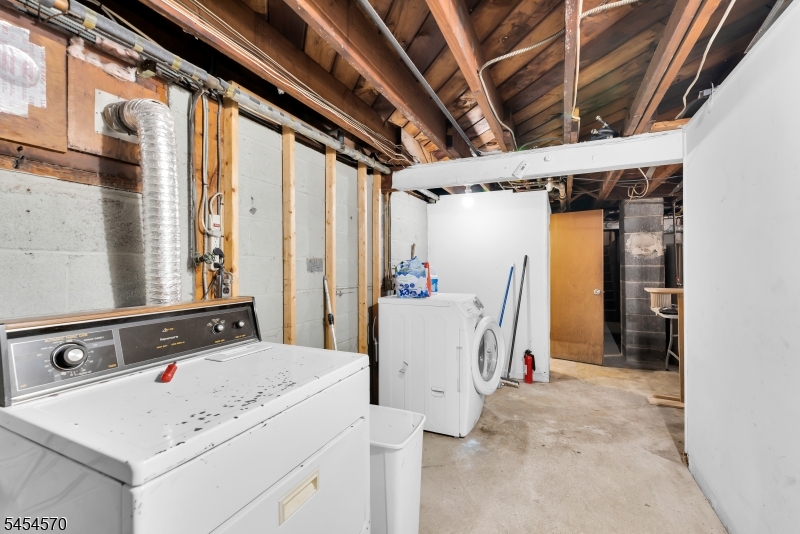 176 Merselis Ave Property Photo 14
