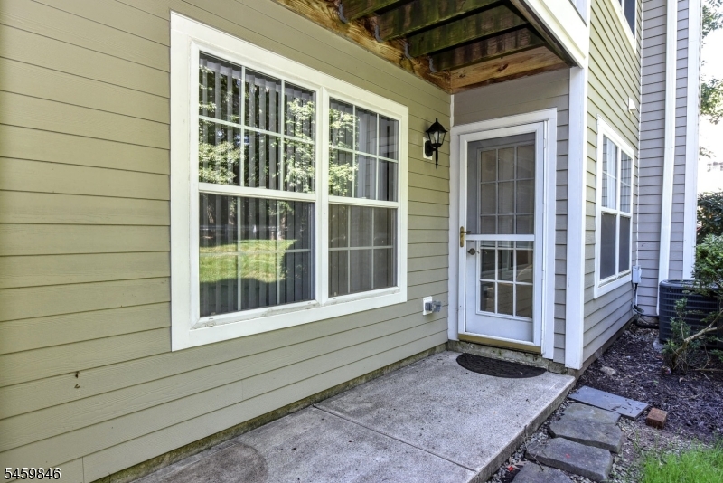 1240 Garrison Ct 1240 Property Photo 16