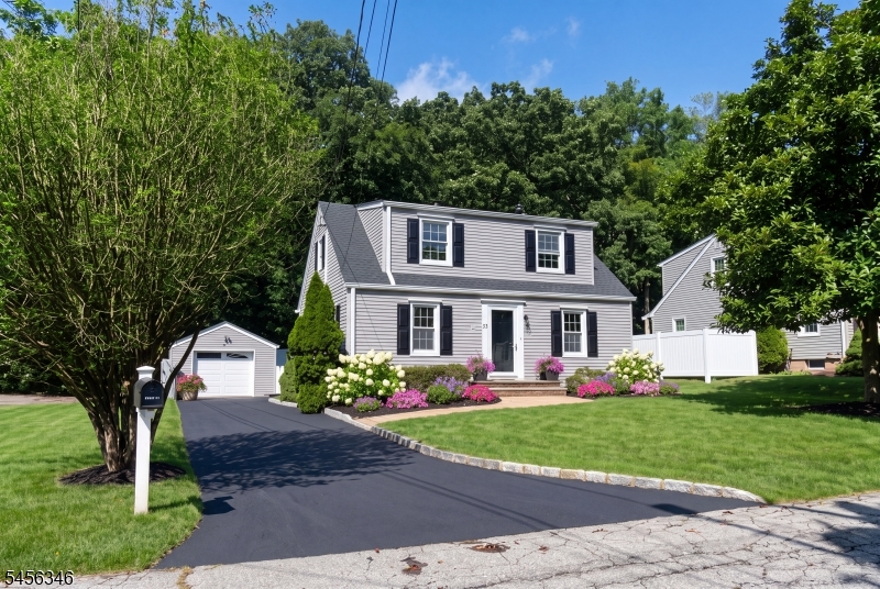 26 Harriman Ave Property Photo 1