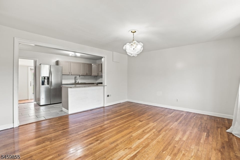 13 Kovach St Property Photo 2