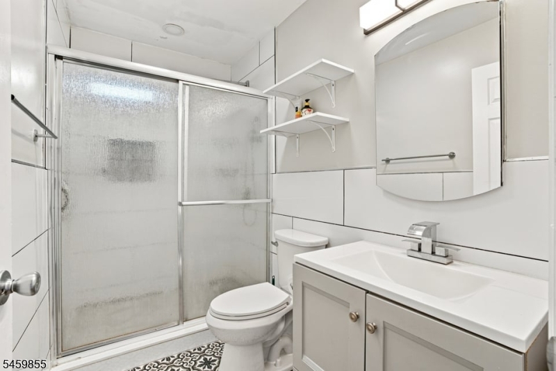 13 Kovach St Property Photo 9