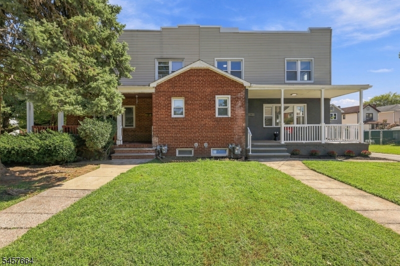 94 Ligham St Property Photo 1