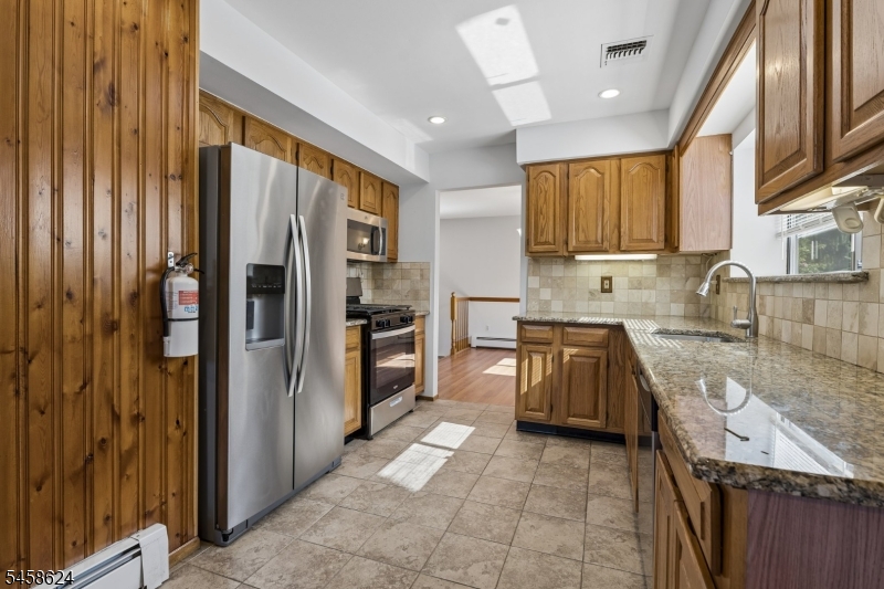 8 Faesch Ct Property Photo 2